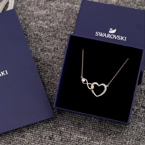 Swarovski Heart Necklace - Picture 1 of 5
